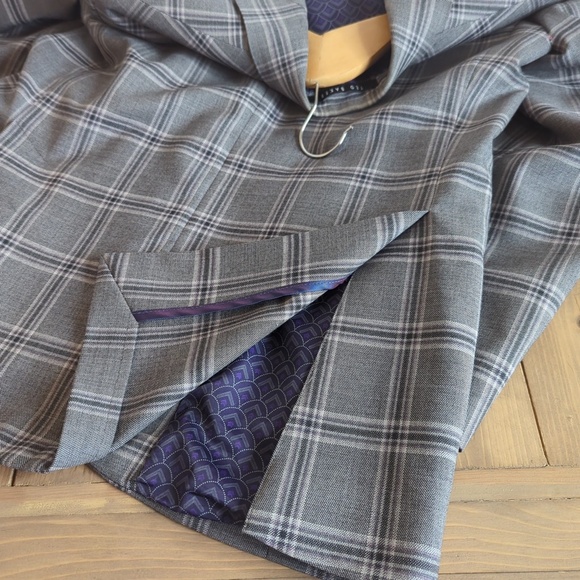 Ted Baker Grey Plaid 100% Wool Blazer - Picture 13 of 14